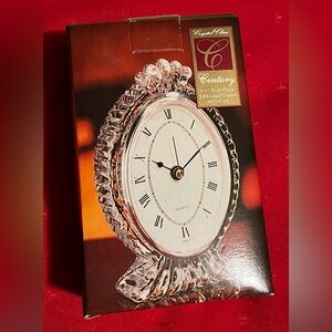 Crystal clear century lead crystal new in the box watch
